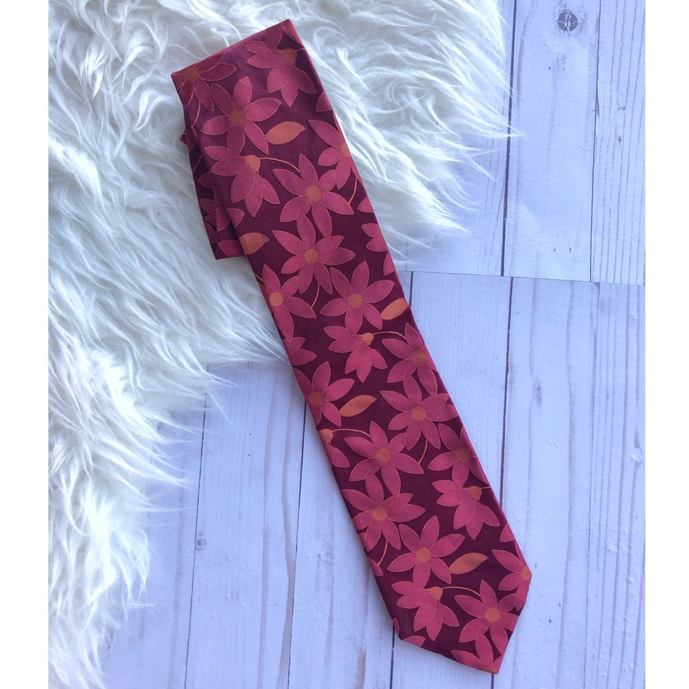🌸Ted Baker London floral tie